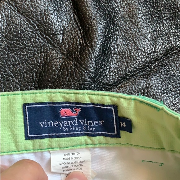 Kids Vineyard Vines shorts - Picture 3 of 3